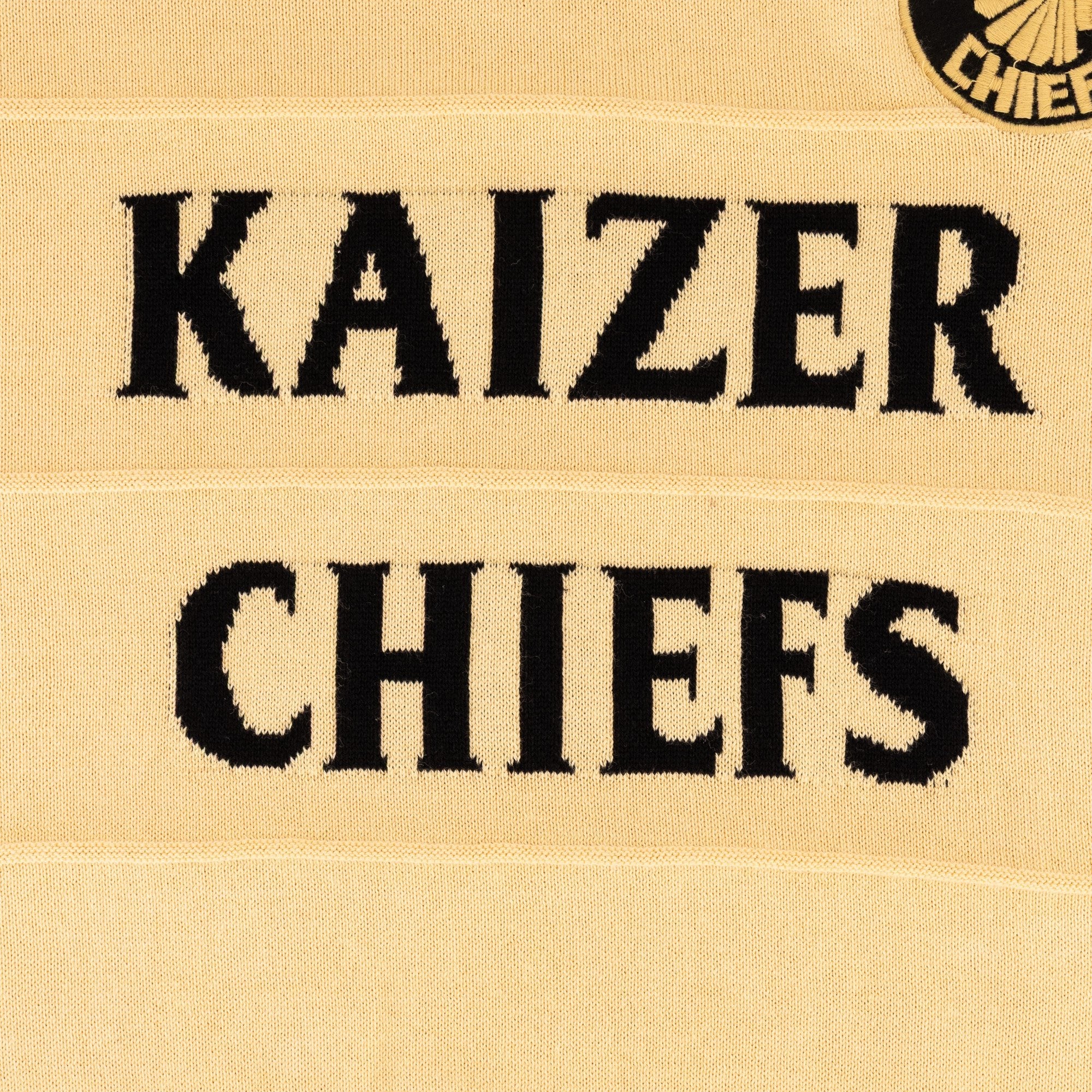 Kaizer Chiefs Long Sleeve Knitted Jersey - Butter - Old School