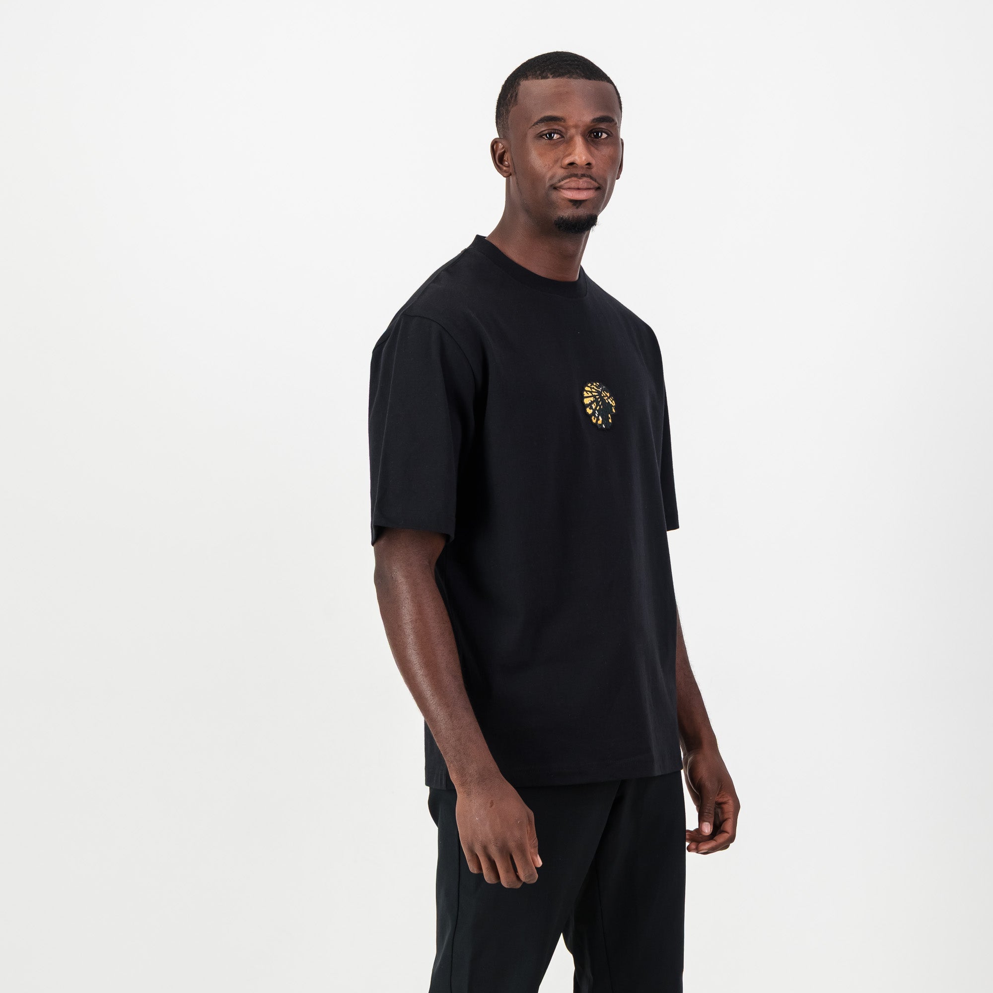 Kaizer Chiefs Pop Art Badge Boxy Tee - Black - Old School